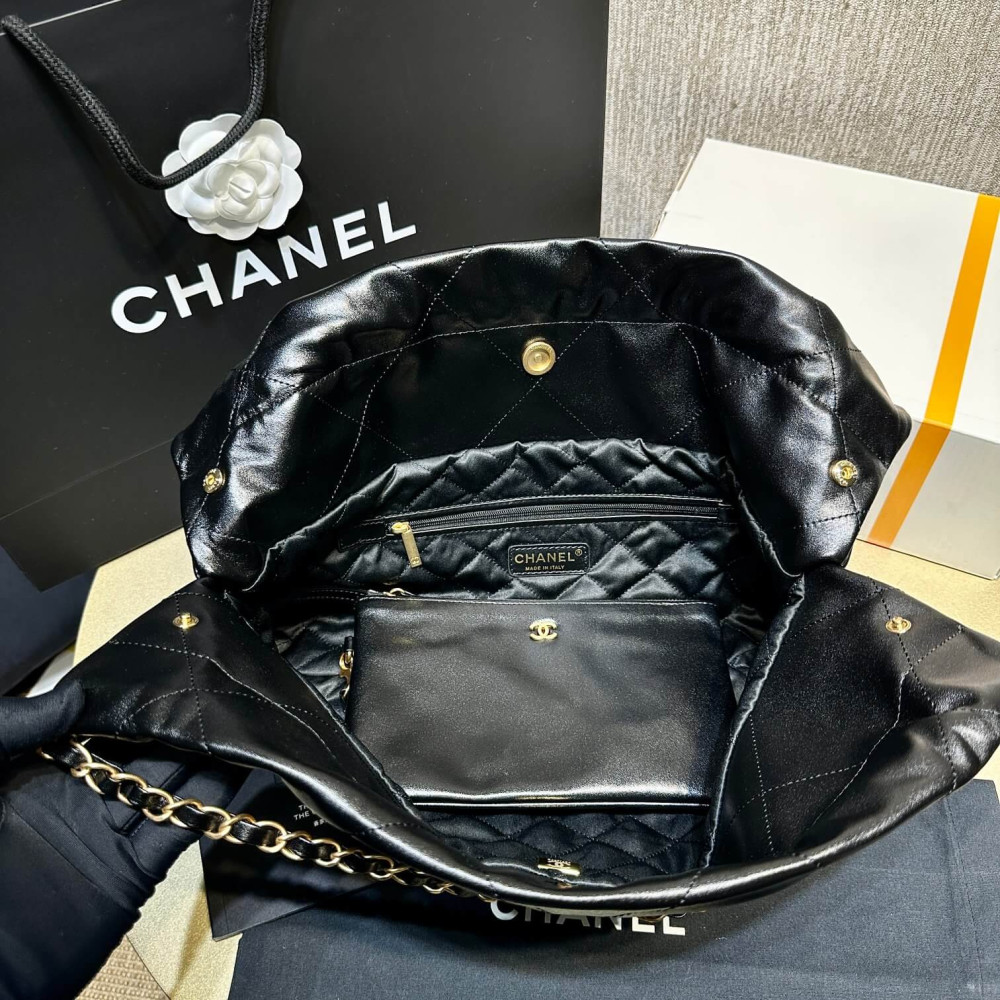 Chanel 22 Bag Handbag Black Shiny Calfskin AS4486