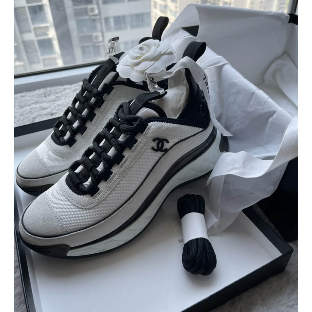 Chanel Suede Calfskin Mixed Fibers CC Sneakers G39070