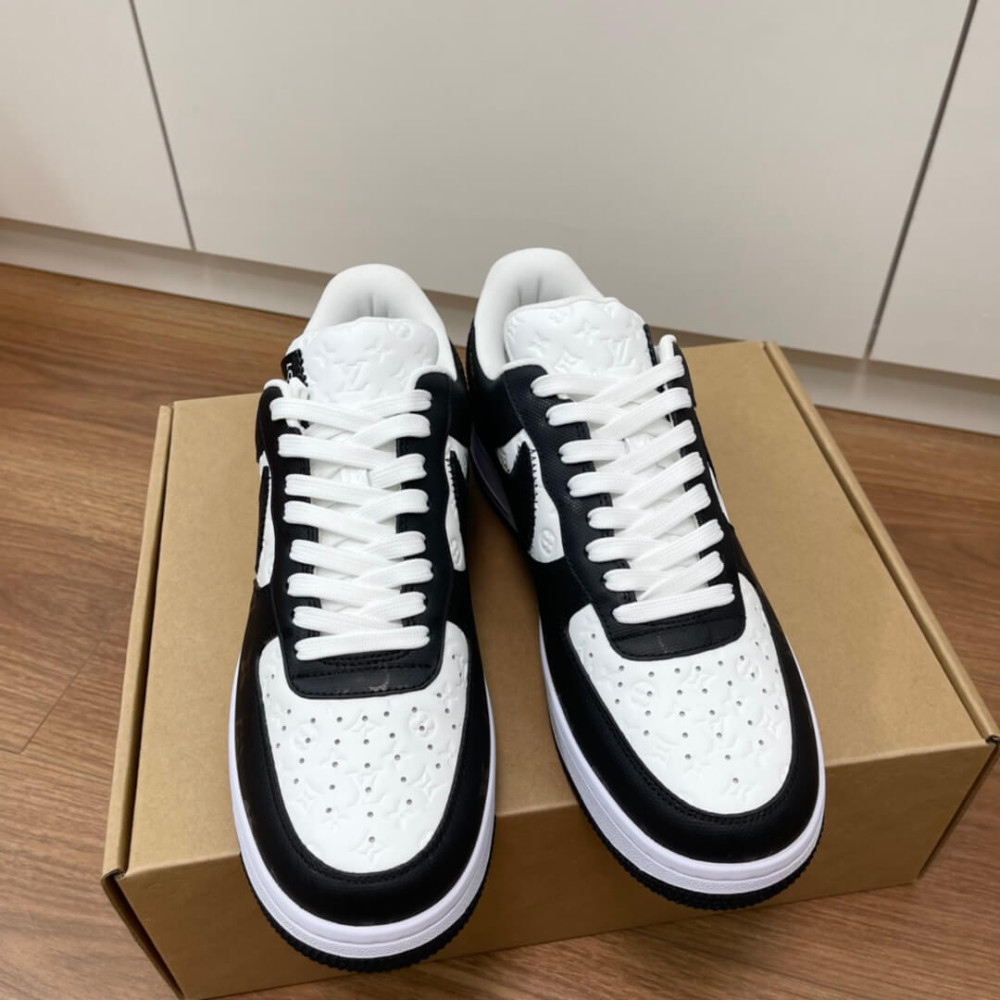 Louis Vuitton Virgil Abloh x Nike Air Force 1 Sneakers White/Red