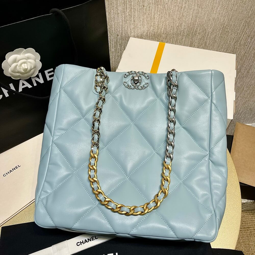 Chanel 19 Shopping Bag Lambskin AS3519