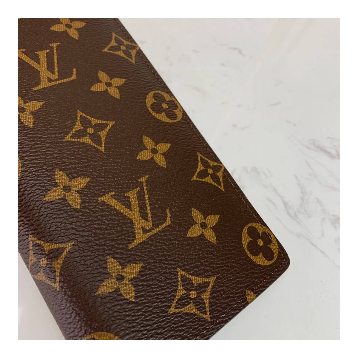 Louis Vuitton Monogram Canvas Brazza Wallet M66540