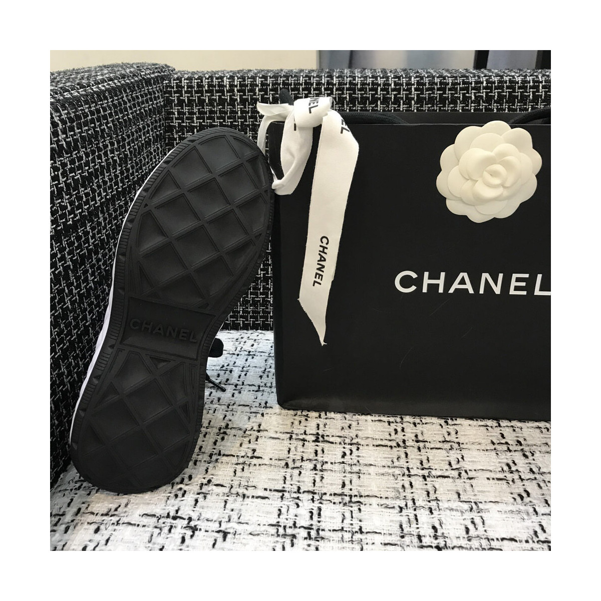 Chanel Velve Calfskin Sneakers G35617