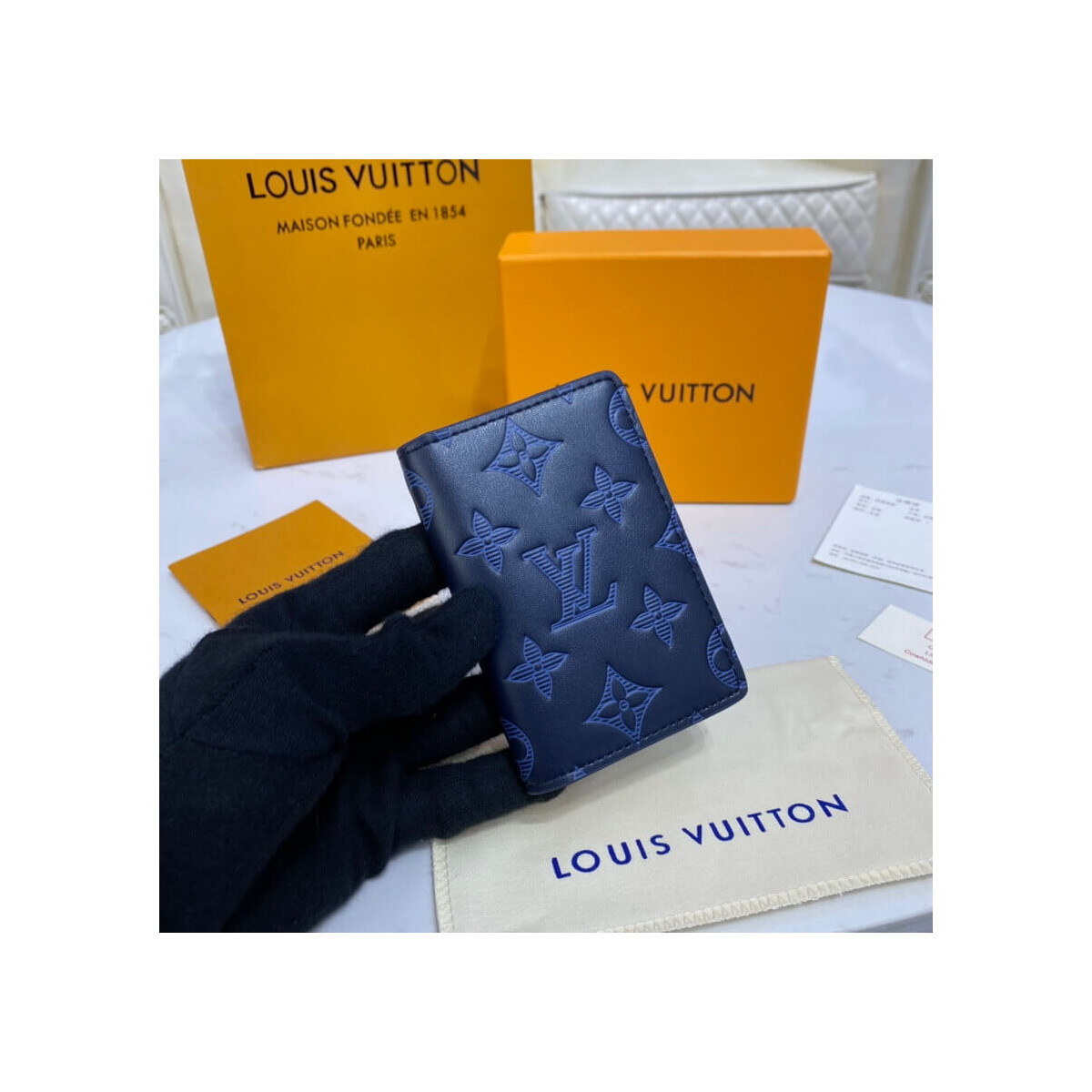 Louis Vuitton Pocket Organizer M80421