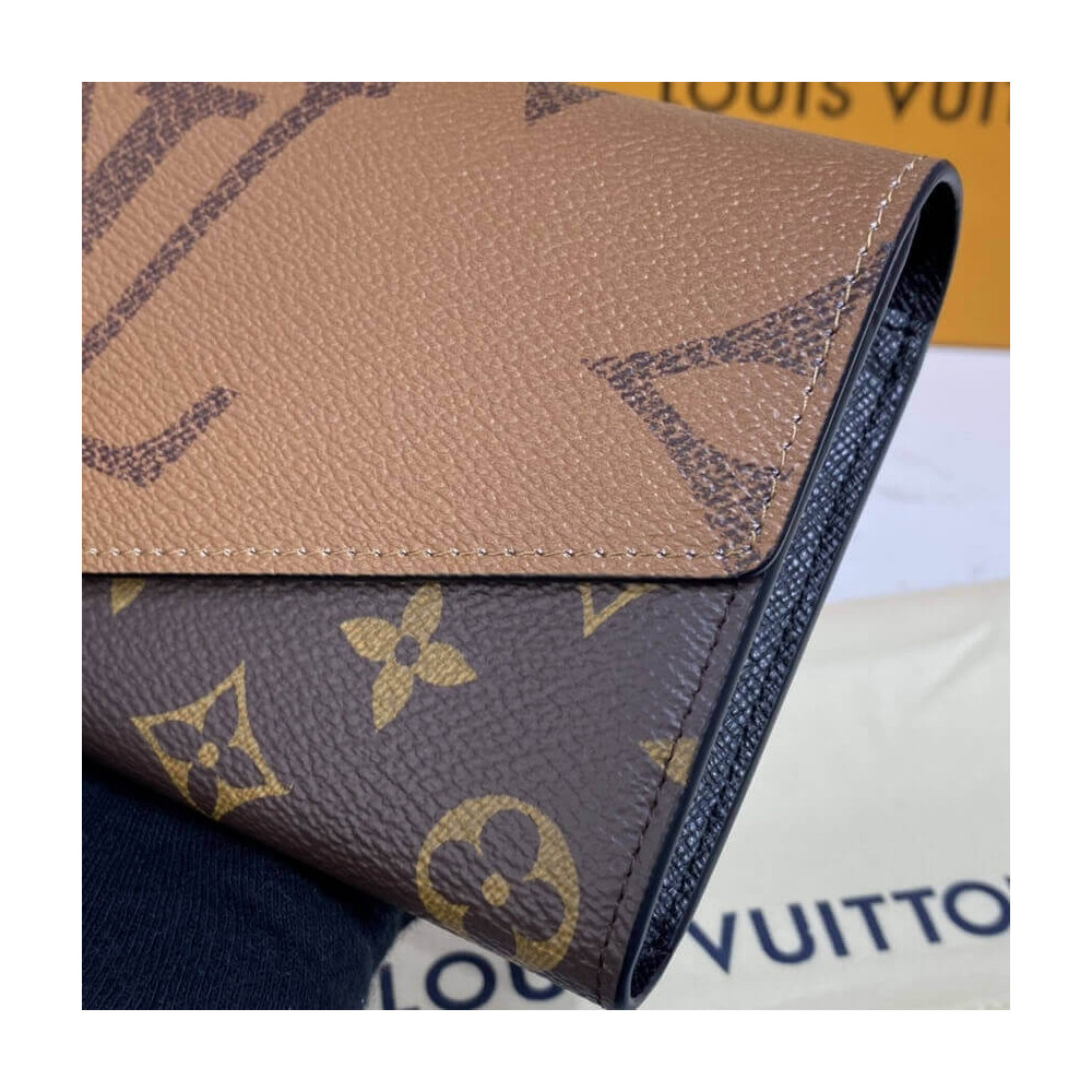 Louis Vuitton Monogram Sarah Wallet M80726