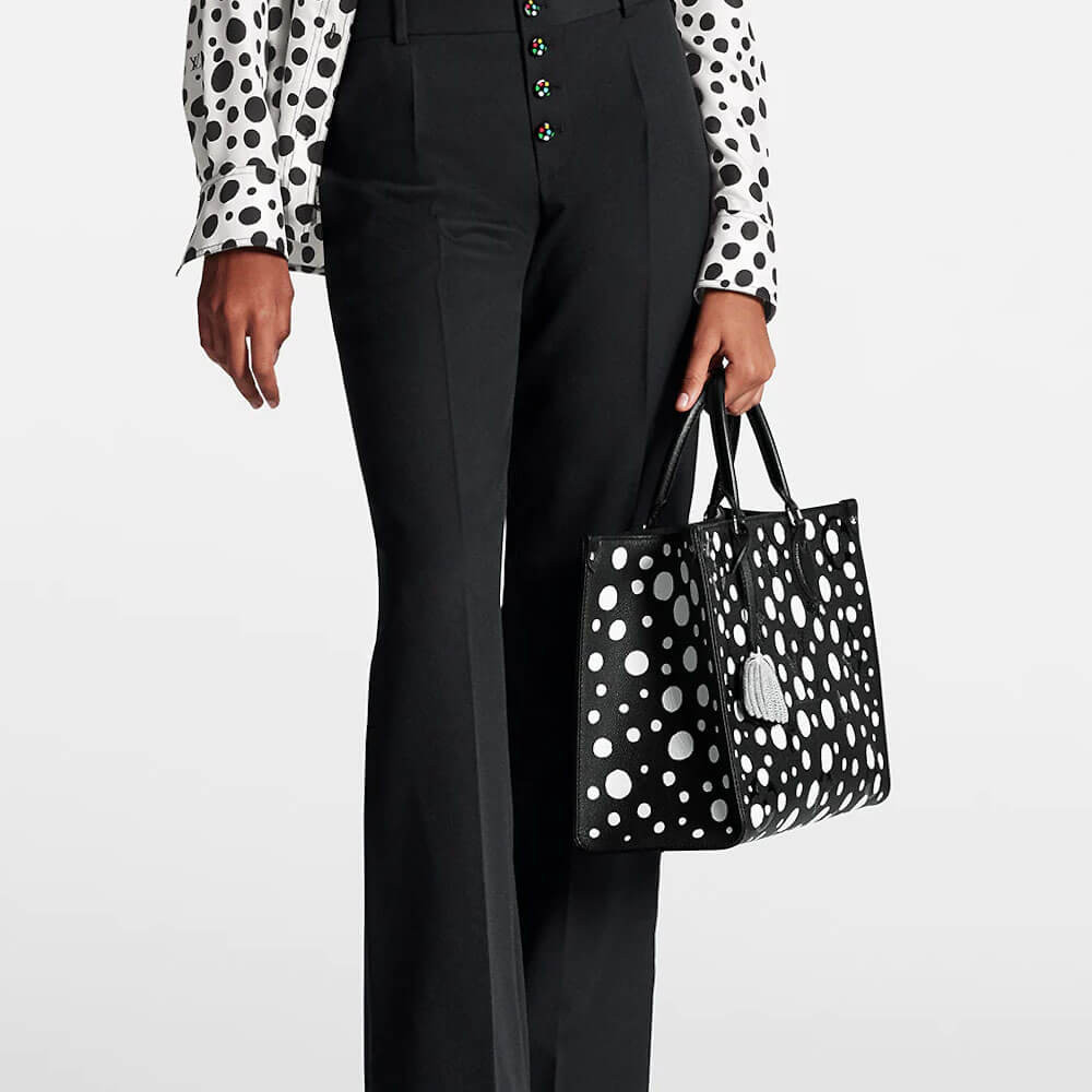 Louis Vuttion Yayoi Kusama OnTheGo MM M46389 Black/White