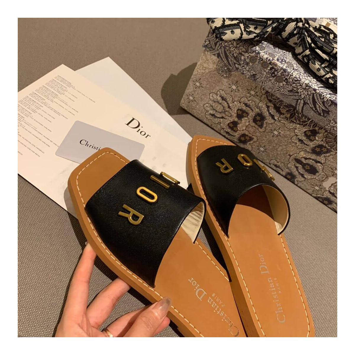 Christian Dior Logo Leather Mule D20601