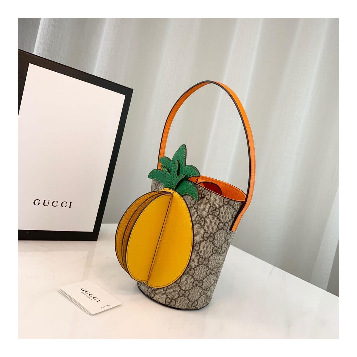 Gucci GG Supreme Children&#039;s Bucket Bag With Pineapple 580850