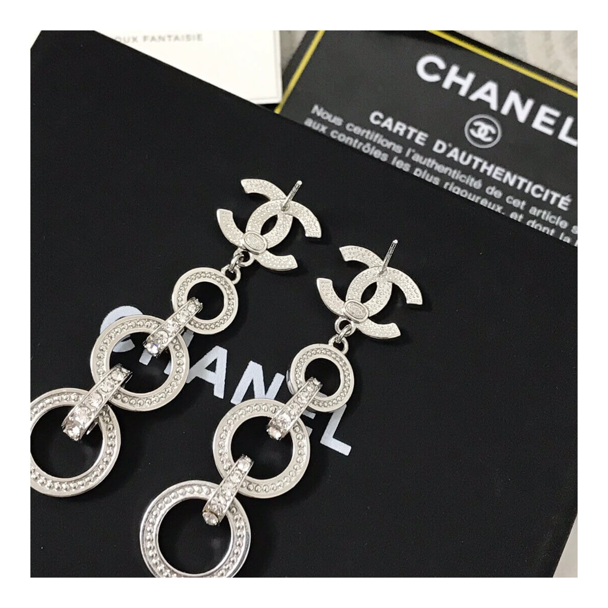 Chanel Icon Chain Party Style Elegant Style Earrings AB4038