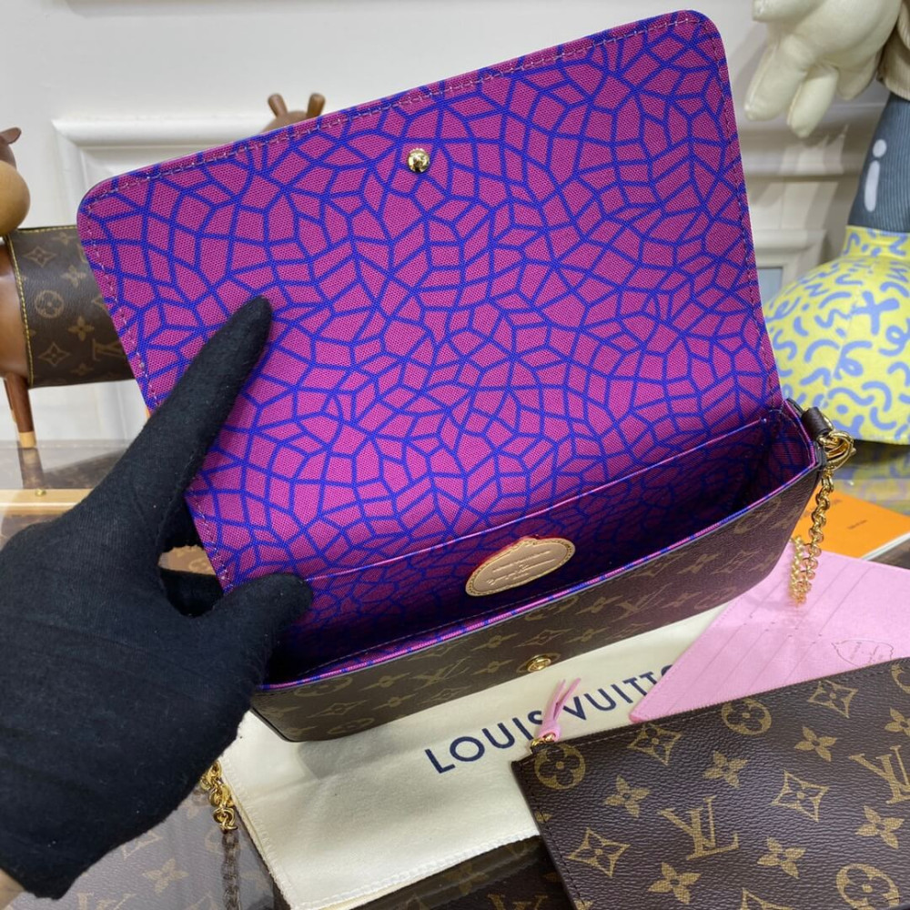 Louis Vuitton x Yayoi Kusama Felicie Pochette M82108