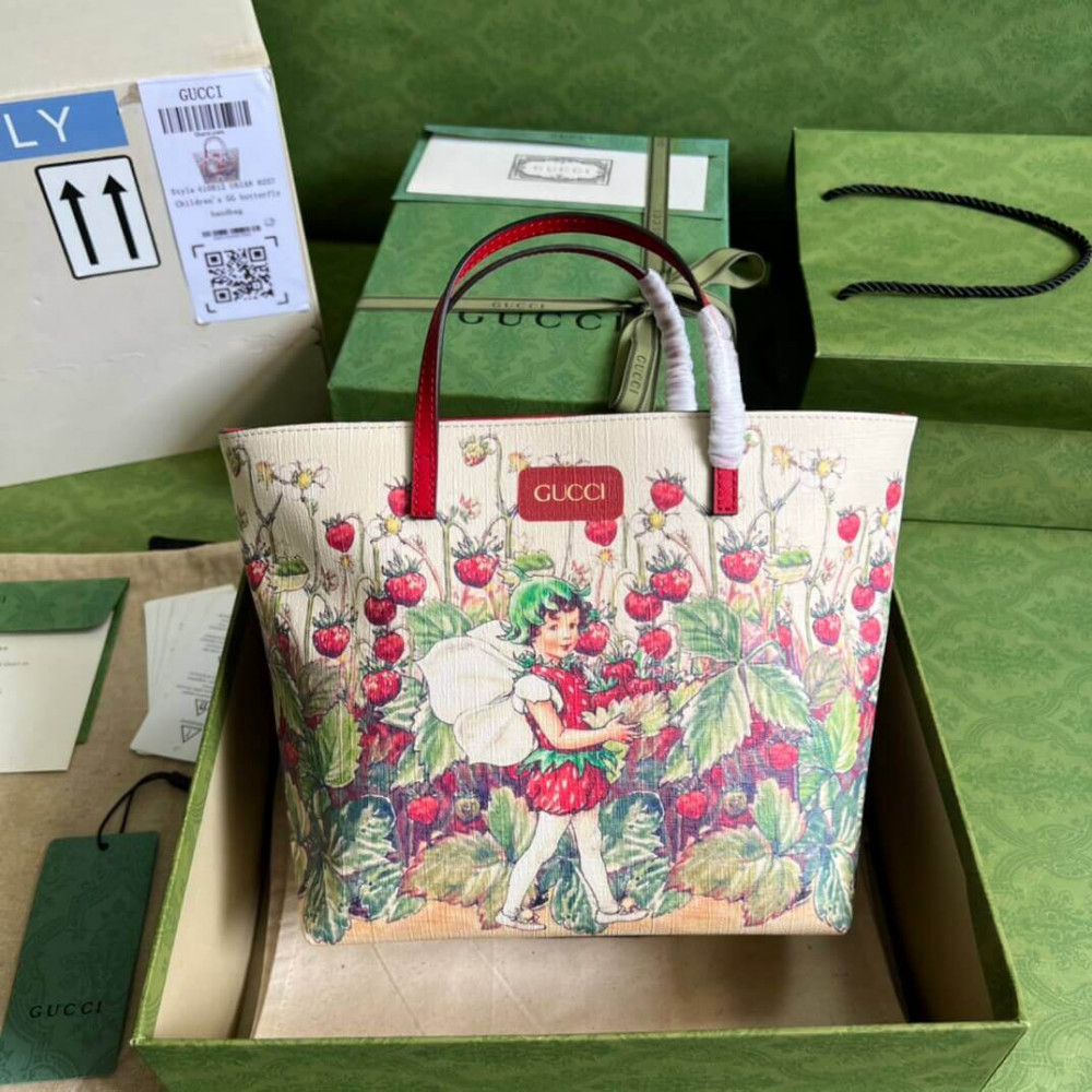 Gucci Children&#039;s GG Supreme Tote With Strawberry Fairy Print 410812