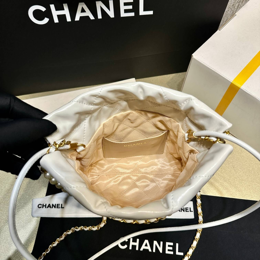 Chanel 22 Mini Bag Shiny Crumpled Calfskin with Pearl Chain AS3980