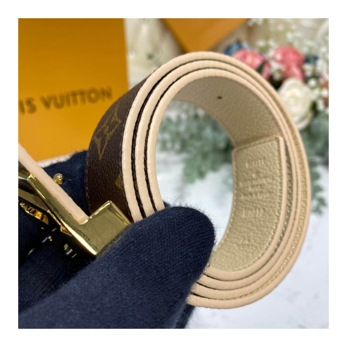 Louis Vuitton LV Initiales 30mm Reversible Belt M0317W