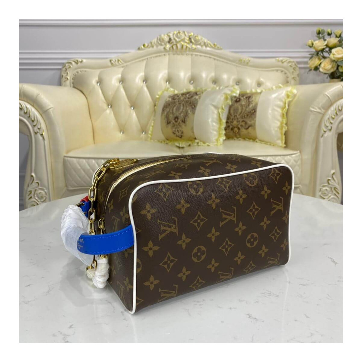 Louis Vuitton LV x NBA Cloakroom Dopp Kit M45588