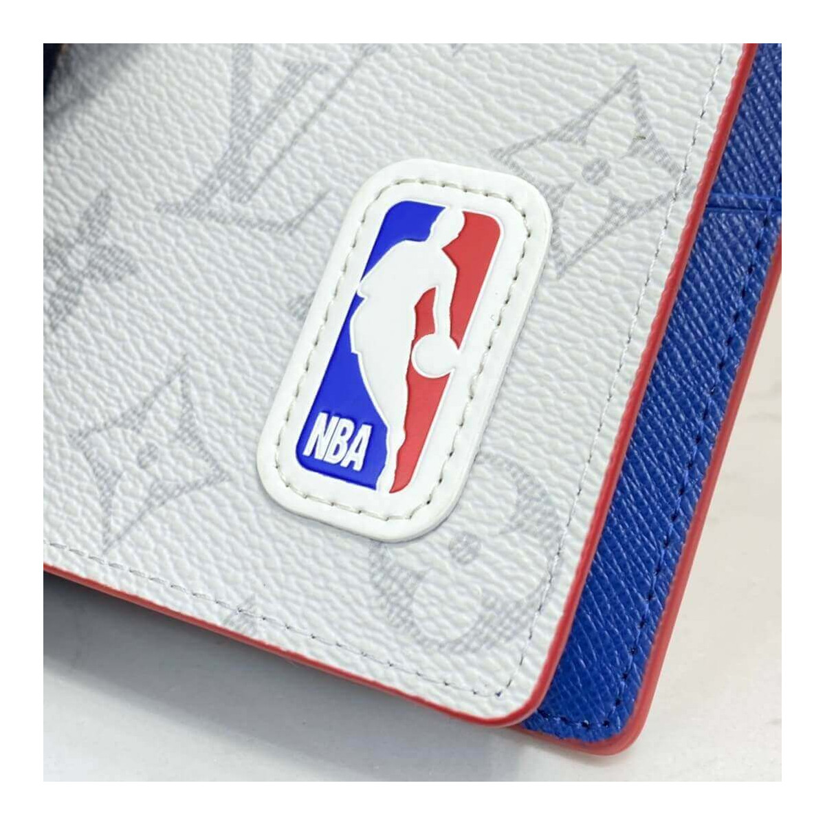 Louis Vuitton LV x NBA Brazza Wallte M80106