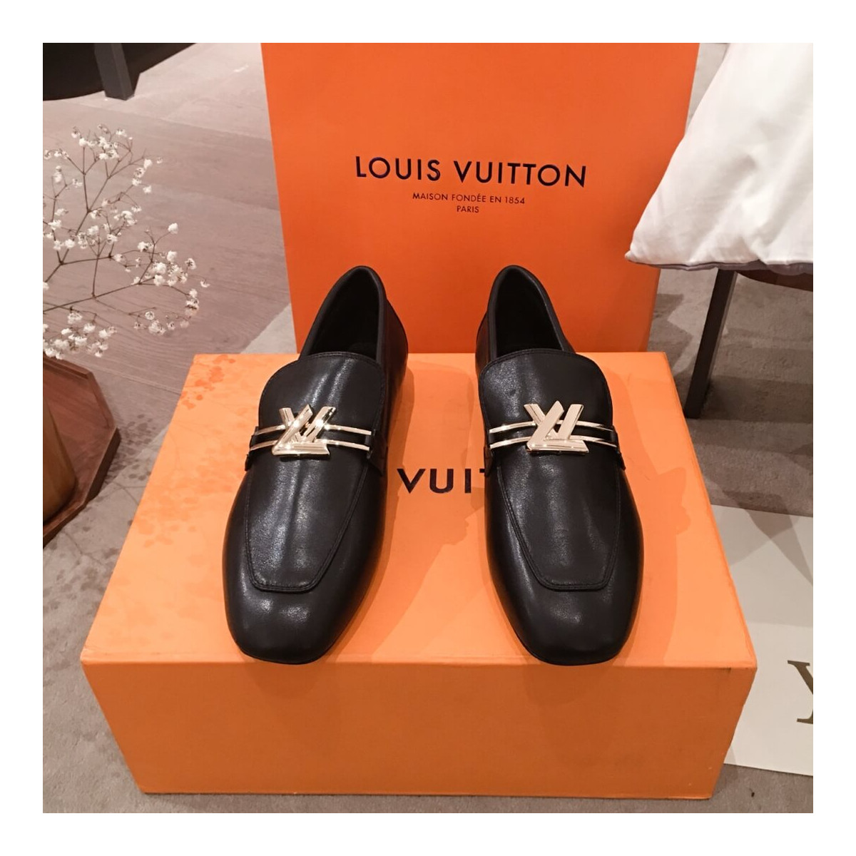 Louis Vuitton Leather Upper Case Line Loafer 1A4XD2