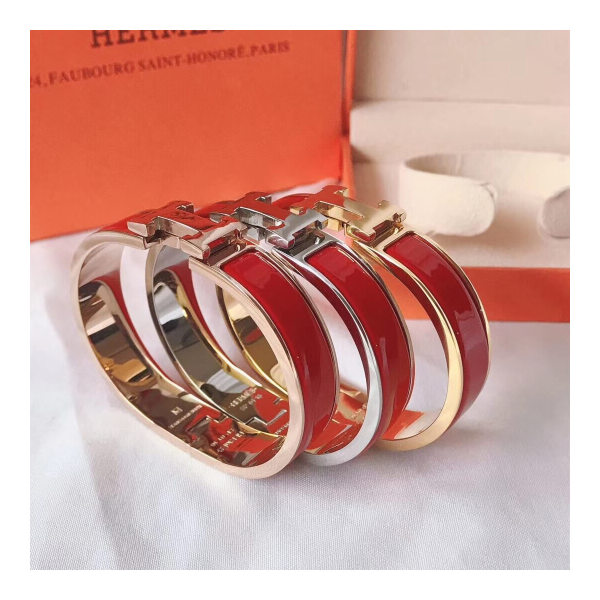 Hermes Narrow Clic H Bracelet In Red