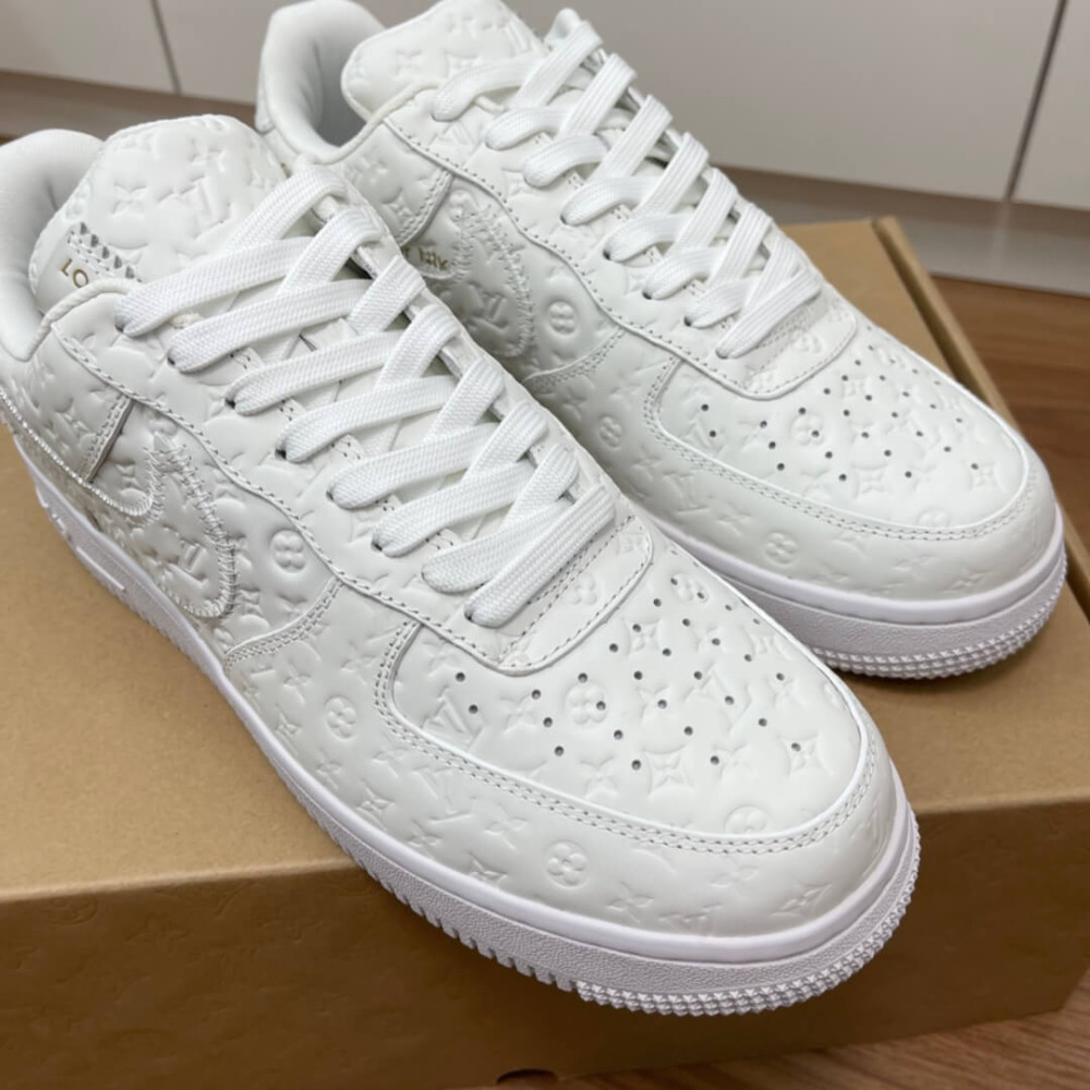 Nike Air Force 1 Louis Vuitton Triple 1A9V9U White