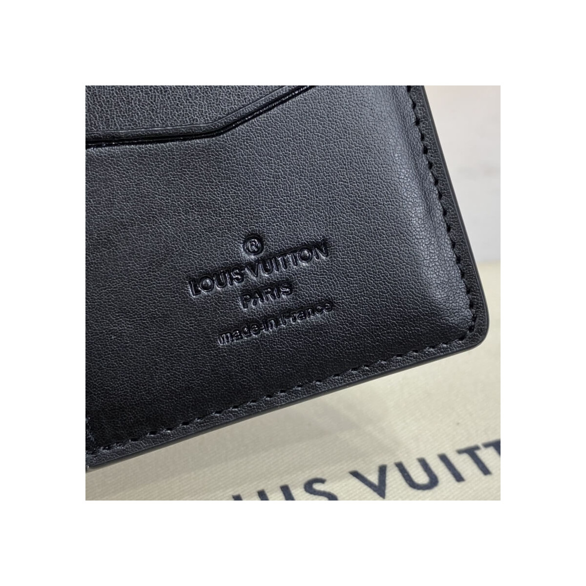 Louis Vuitton Grained Calf Leather Pocket Organizer M69979