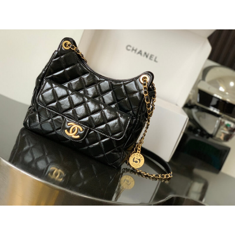 Chanel Hobo Bag in Shiny Crumpled Calfskin AS3690