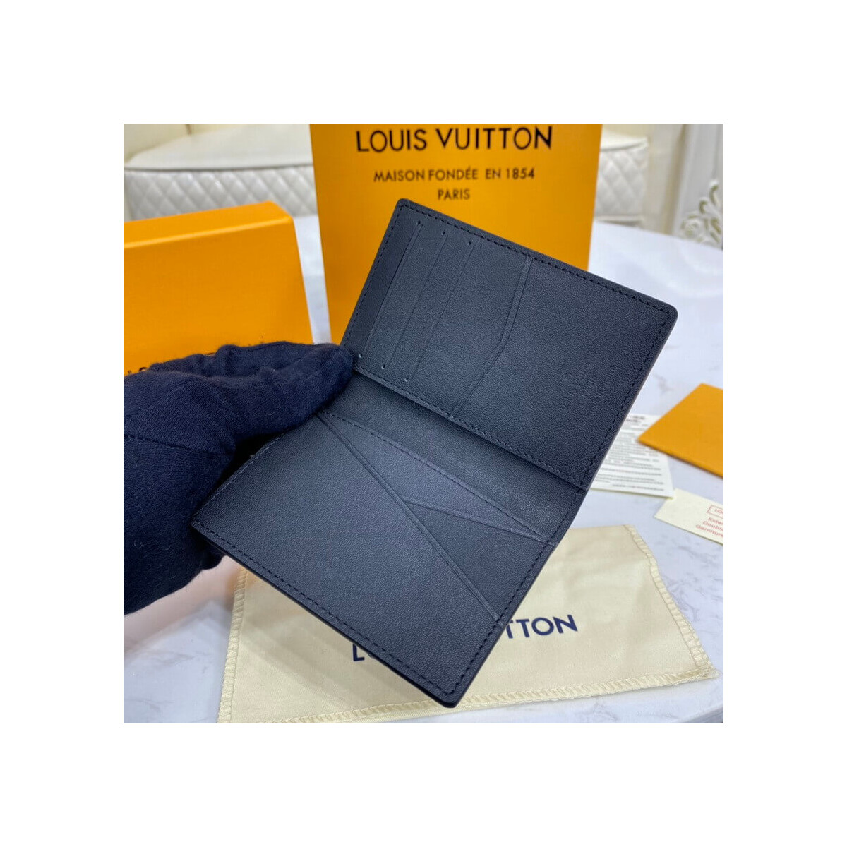 Louis Vuitton Pocket Organizer M58808