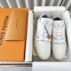 Louis Vuttion LV Trainer Sneaker White 1A8WAR