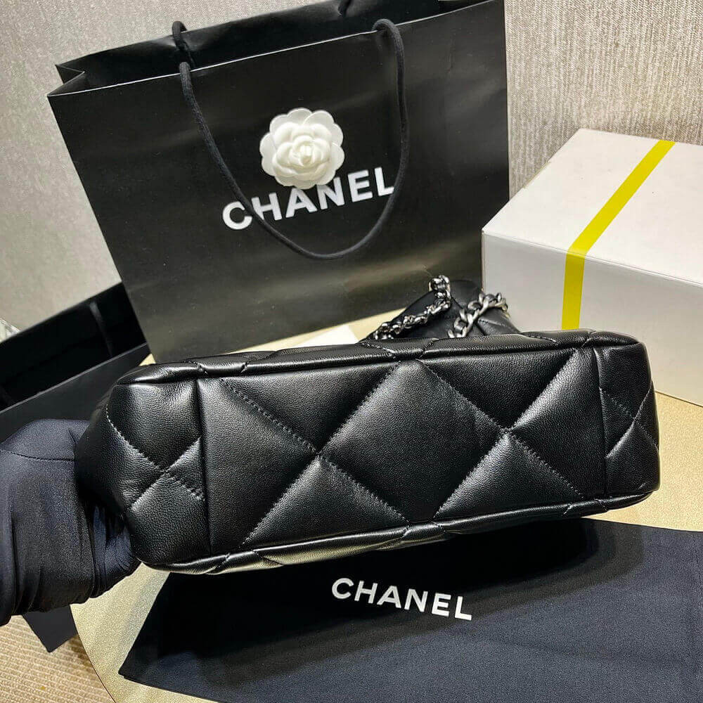 Chanel 19 Shopping Bag Lambskin AS3519