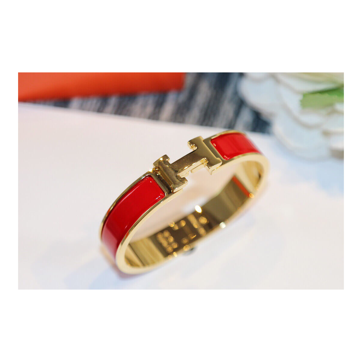 Hermes Narrow Clic H Bracelet In Red