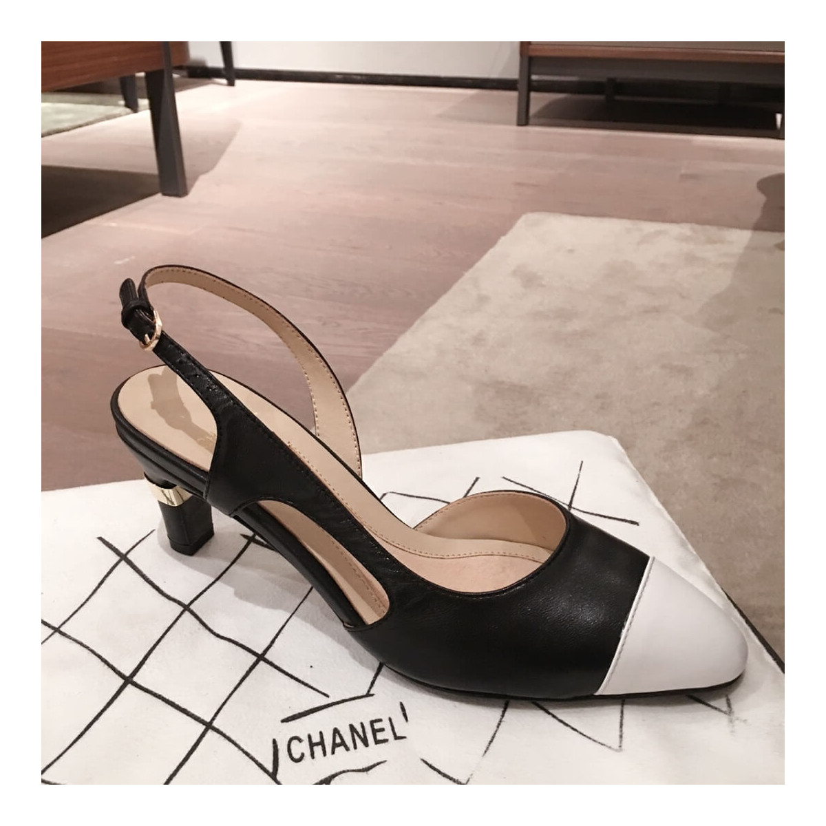 Chanel CC Cap Toe Leather Pearl Heel Slingback Pumps G31318