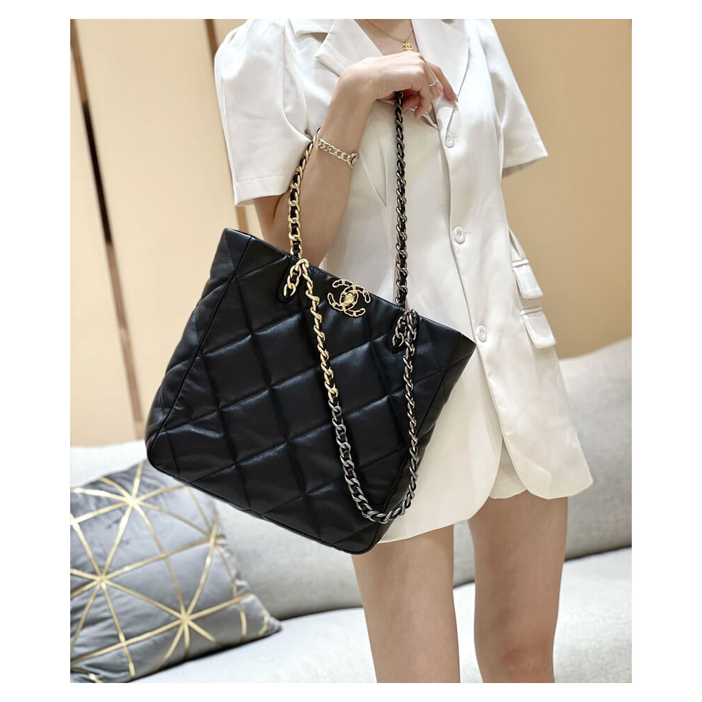 Chanel 19 Shopping Bag Lambskin AS3519