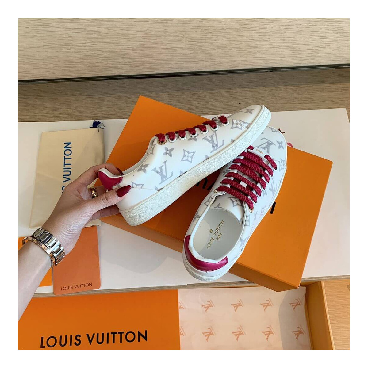 Louis Vuitton Frontrow Sneaker 1A641N 1A640L 1A6419