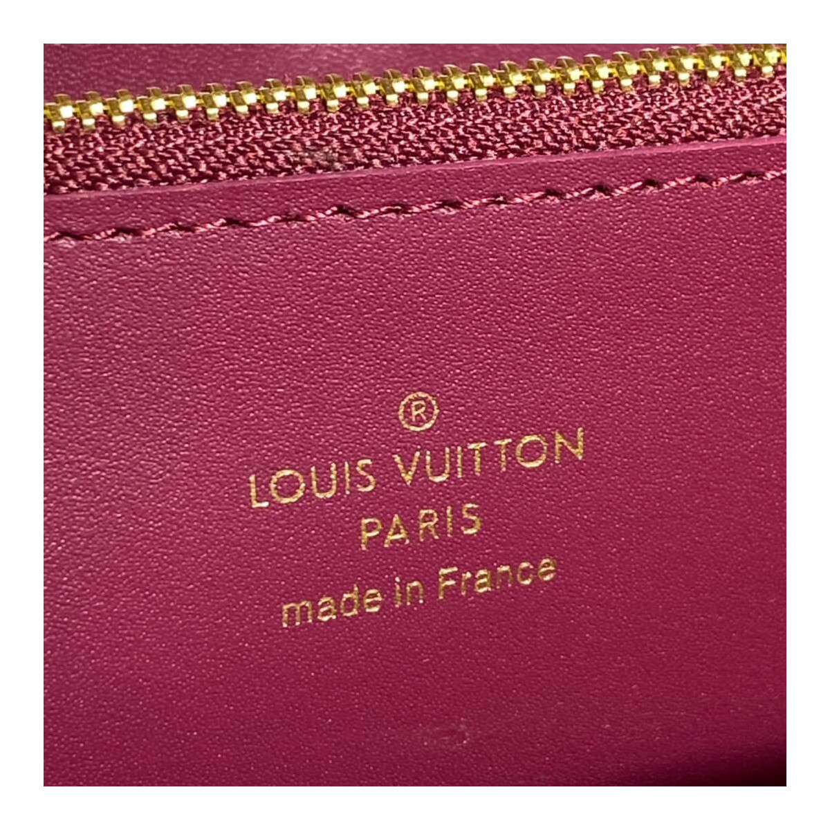 Louis Vuitton Capucines Wallet M68590