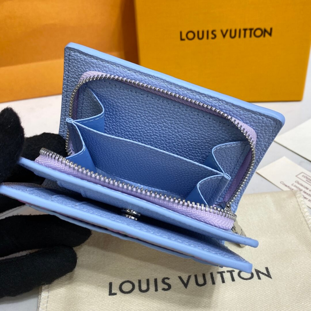 Louis Vuitton Clea Wallet M81529 M81564