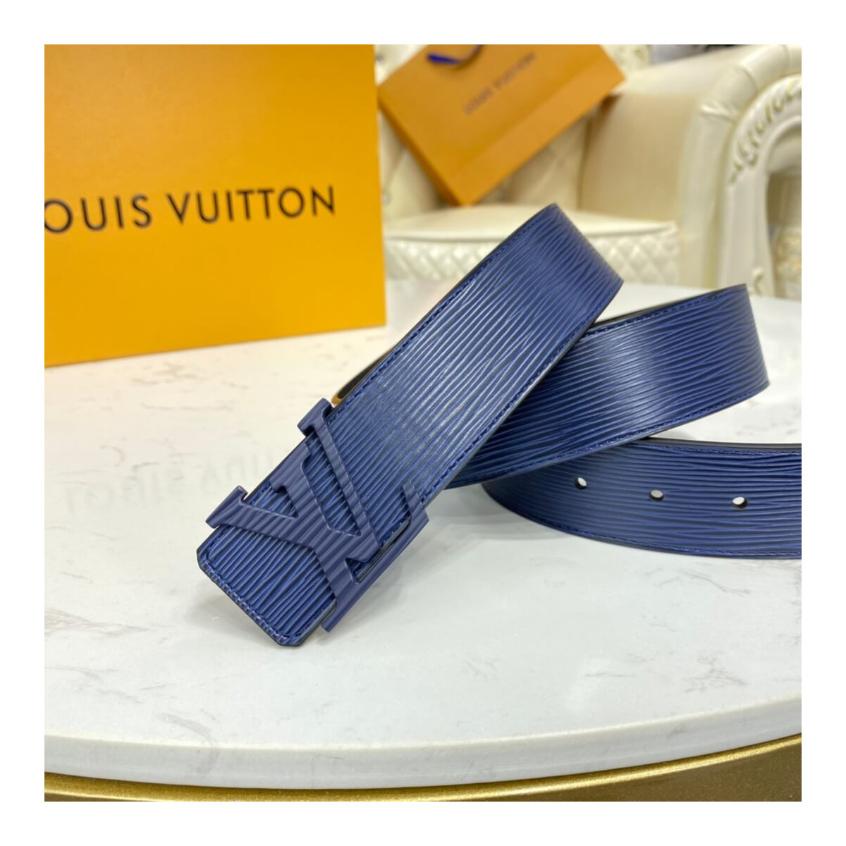 Louis Vuitton LV Initiales 40mm M9229S