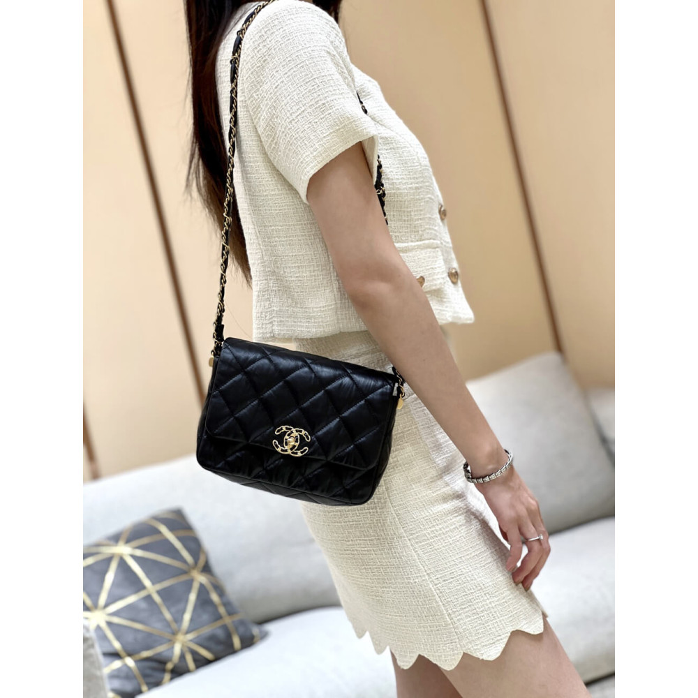 Chanel Lambskin Flap Bag AS4423 Black