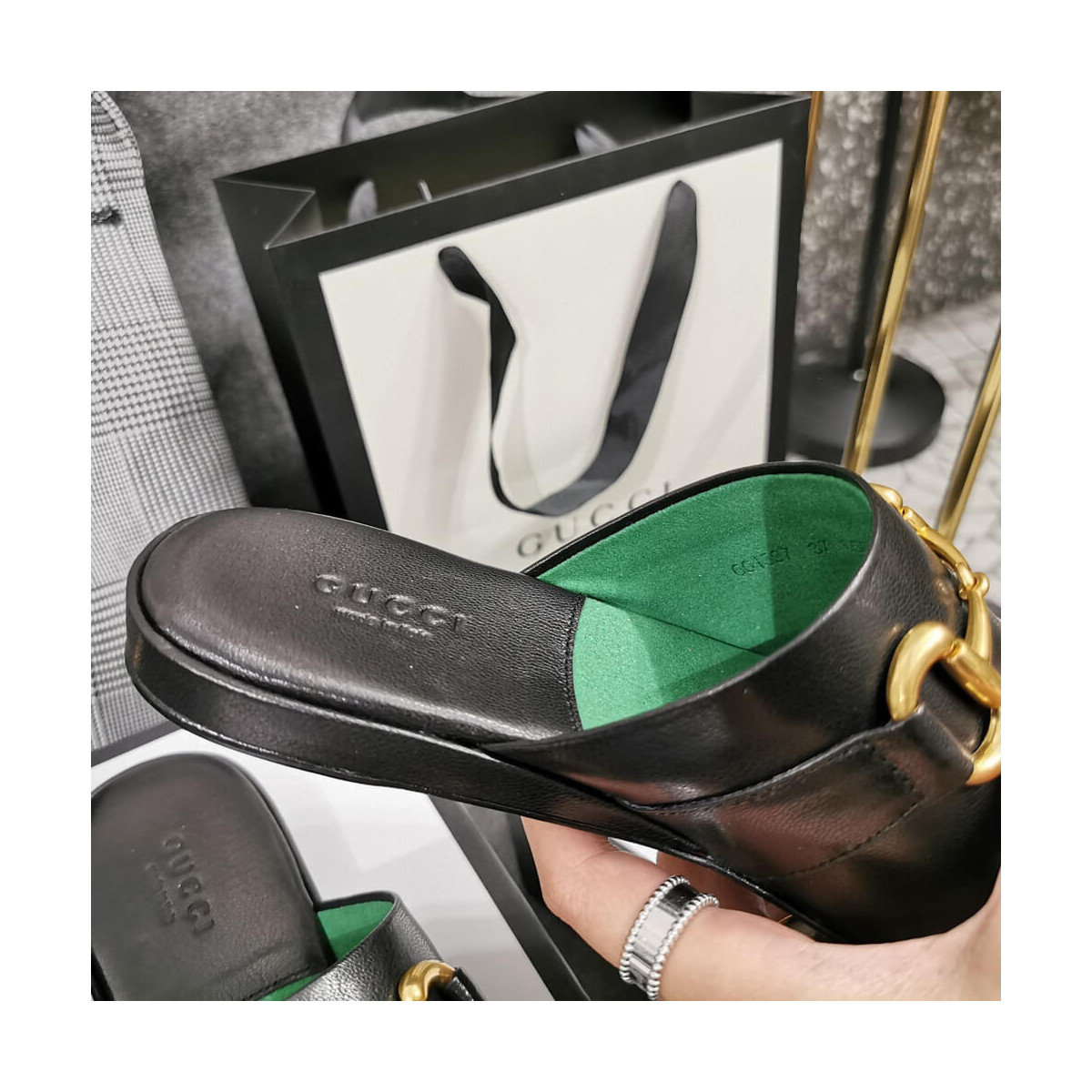 Gucci Leather Slipper 604075 Black