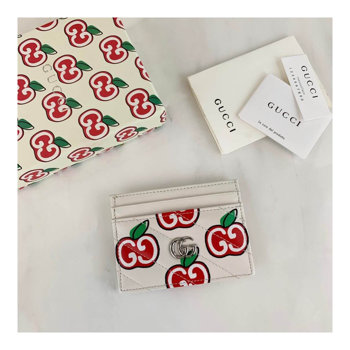 Gucci GG Apple Print GG Marmont Card Case 443127