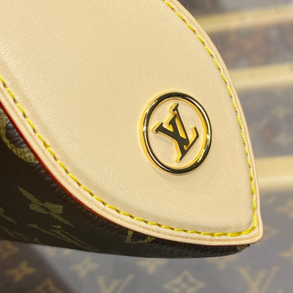 Louis Vuitton Monogram CanvasPochette Tirette M47123