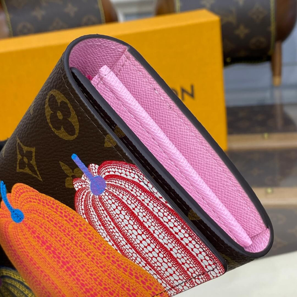 Louis Vuitton x Yayoi Kusama Sarah Wallet M82114