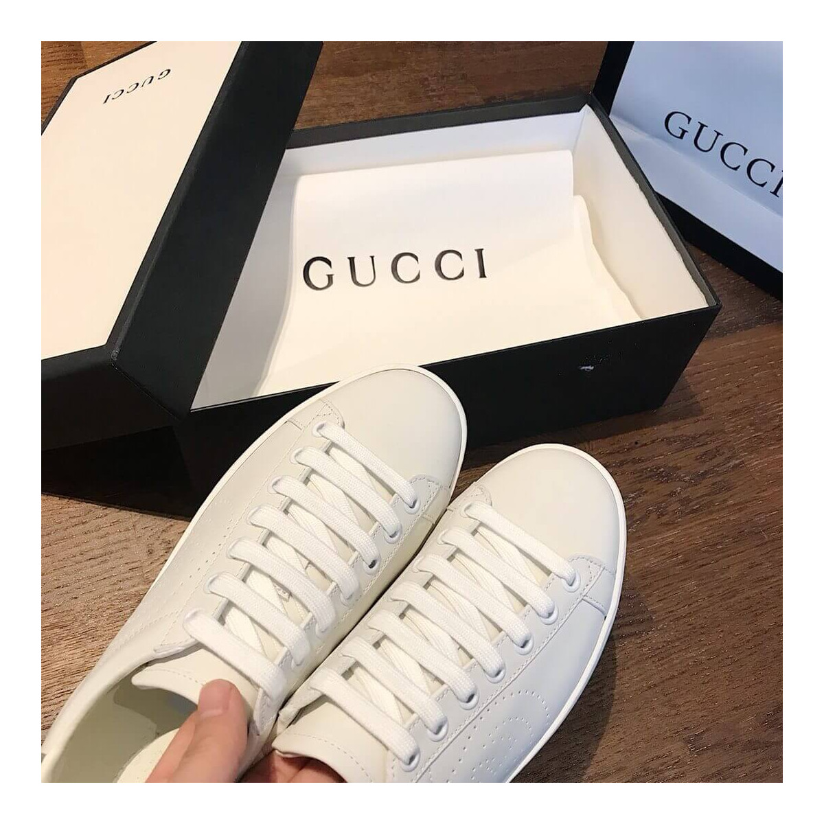 Gucci Ace Sneaker With Interlocking G 598527