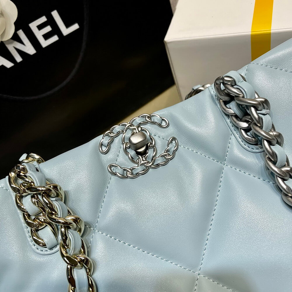 Chanel 19 Shopping Bag Lambskin AS3519