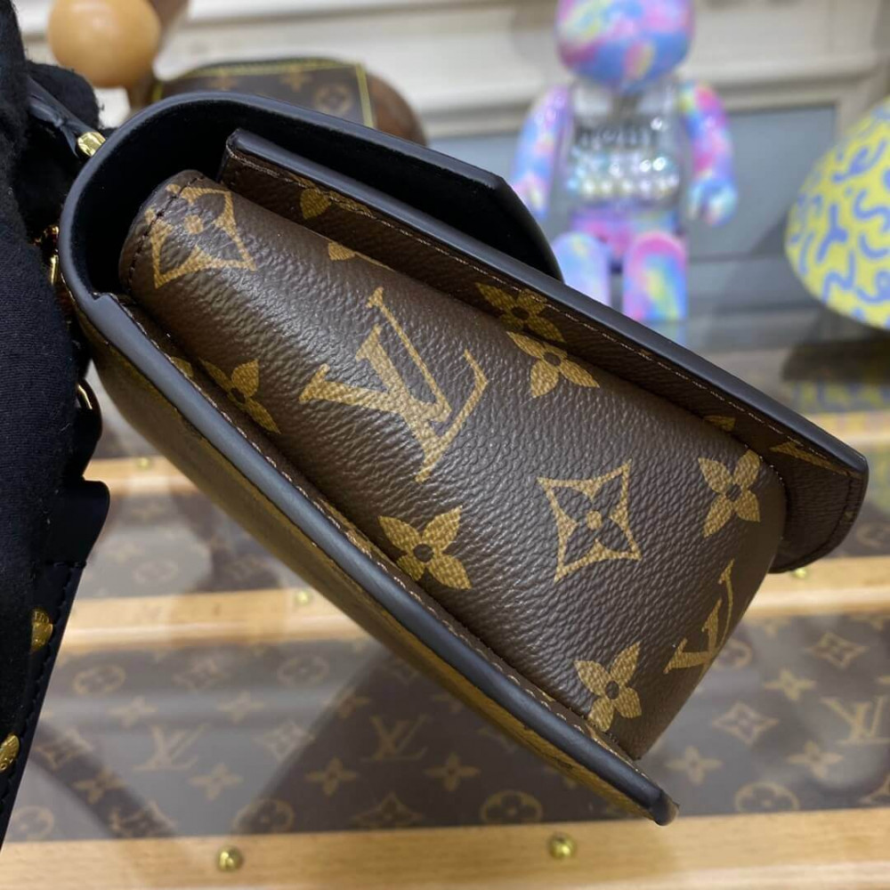 Louis Vuitton Monogram Reverse Canvas Tilsitt M46548