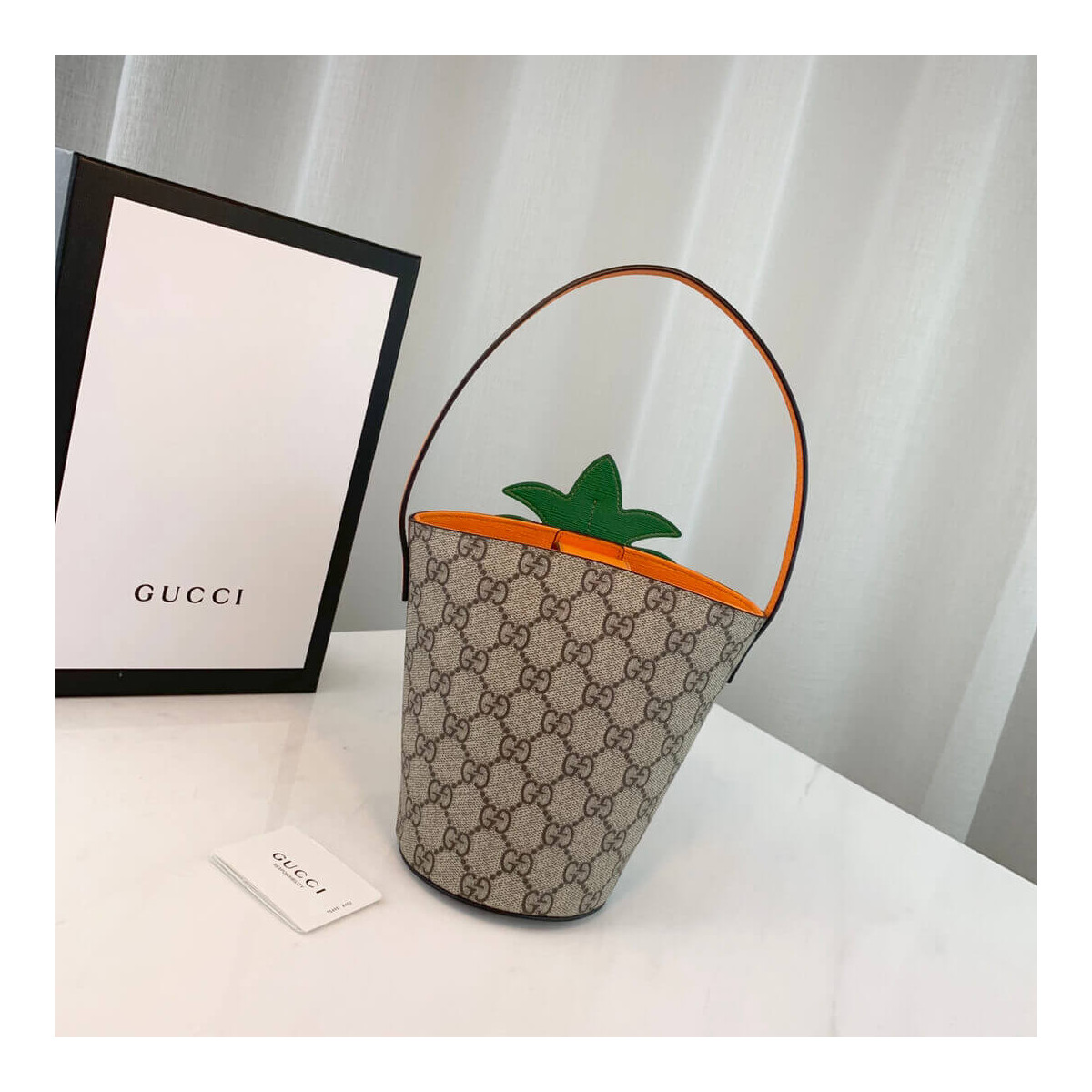 Gucci GG Supreme Children&#039;s Bucket Bag With Pineapple 580850