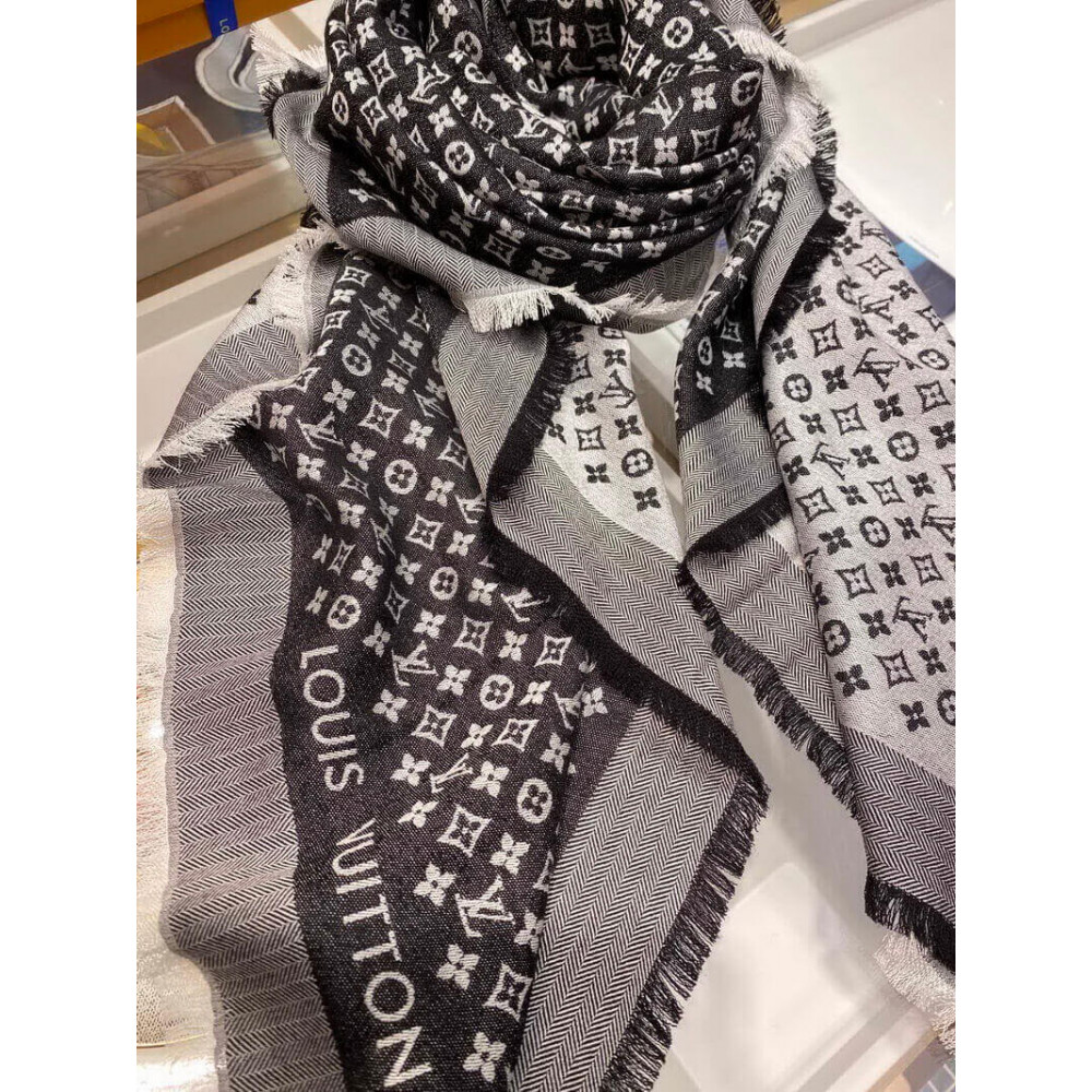 Louis Vuitton Petit Louis Shawl M76997