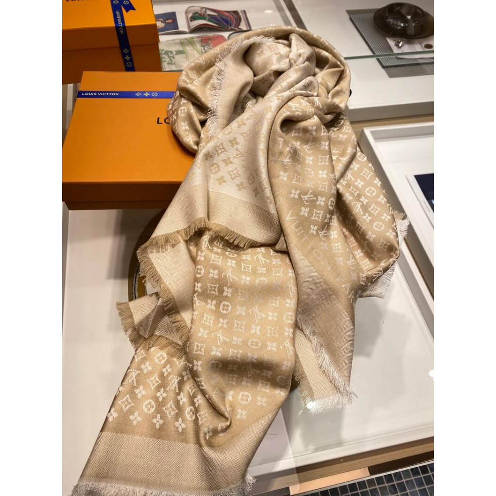 Louis Vuitton Petit Louis Shawl M76997