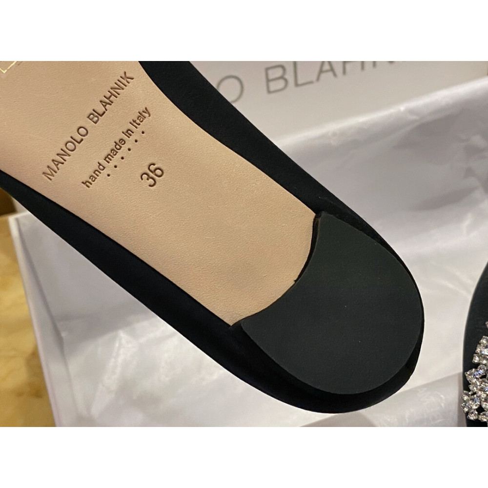 Manolo Blahnik Hangisi Flat