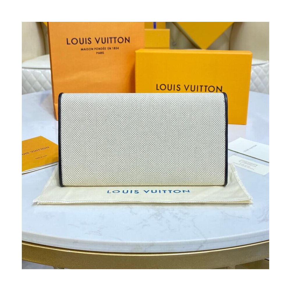 Louis Vuitton Capucines Wallet M81305