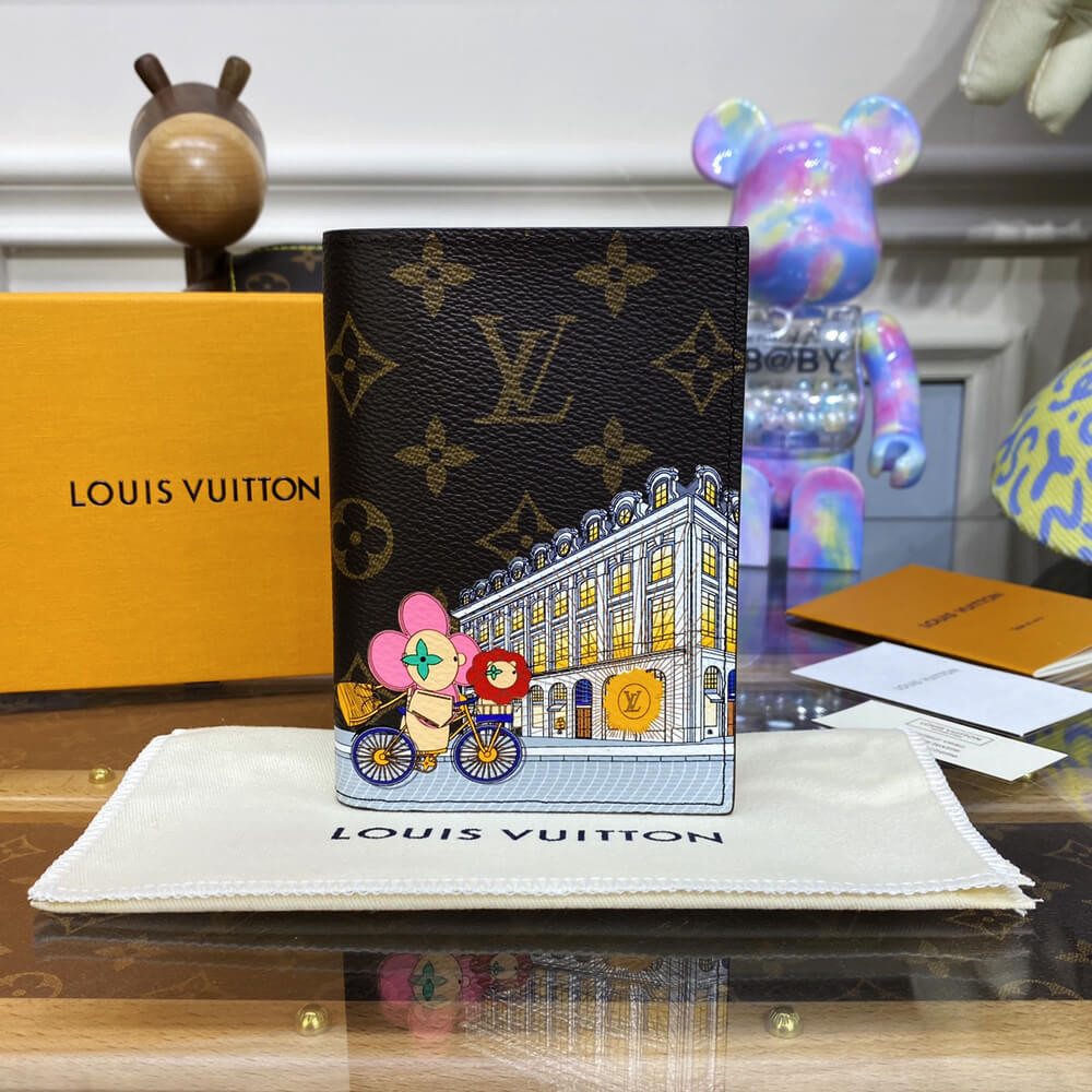 Louis Vuitton Christmas Animation 2022 Passport Cover M81635 Pink