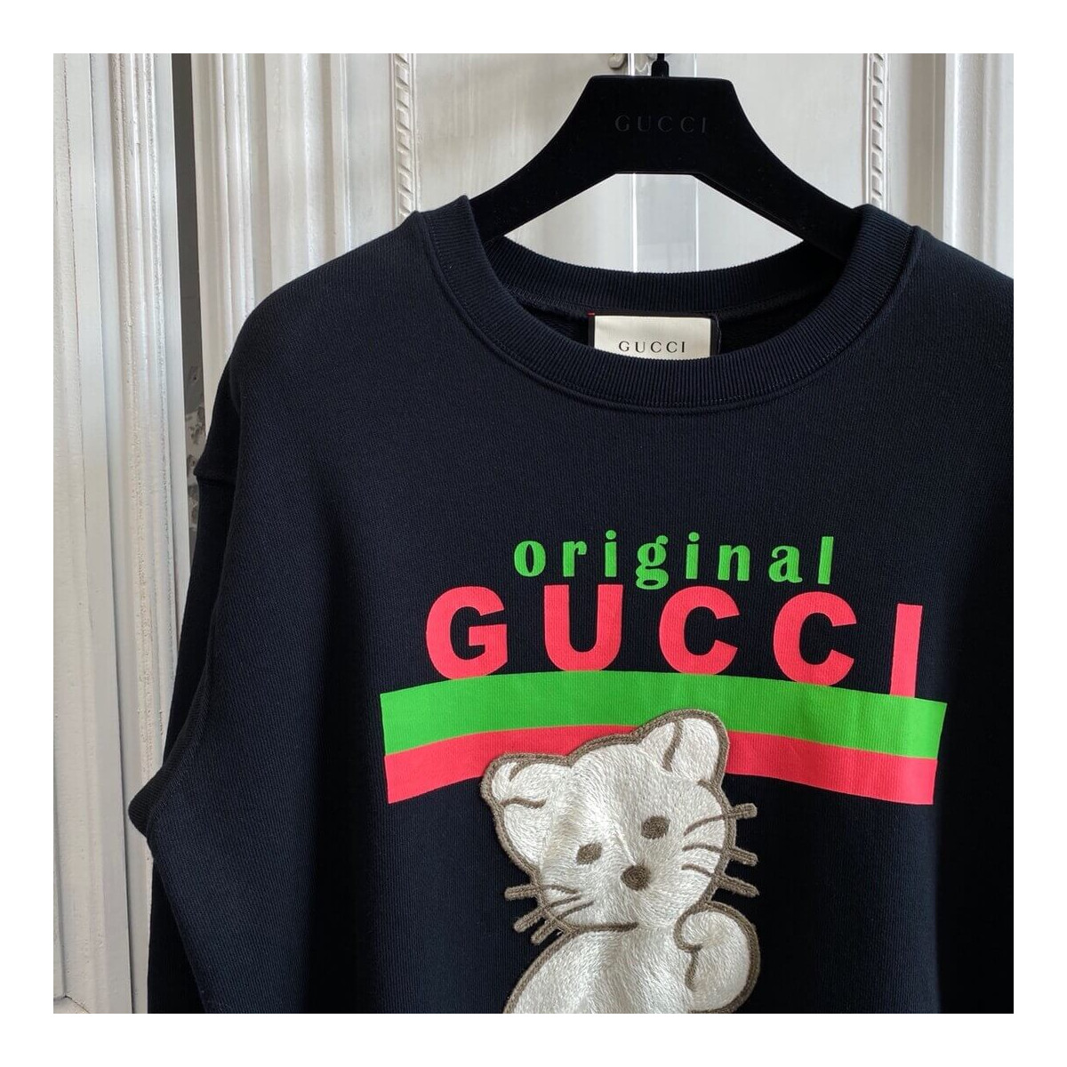 Gucci Embroidered Cat Logo Sweatshirt 617964