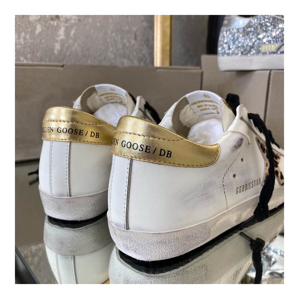 Golden Goose Superstar Sneaker WZ265