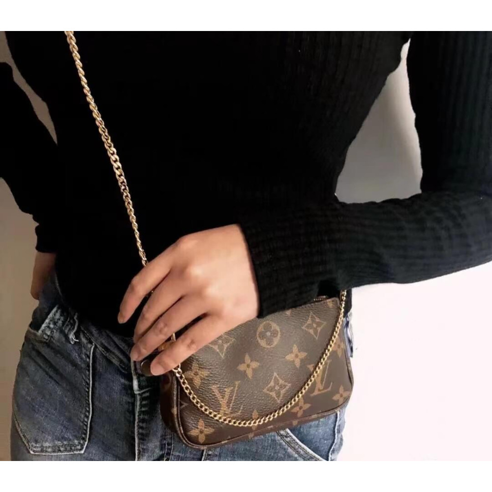 Louis Vuitton Monogram Canvas Mini Pochette Accessoires On Chain M82510